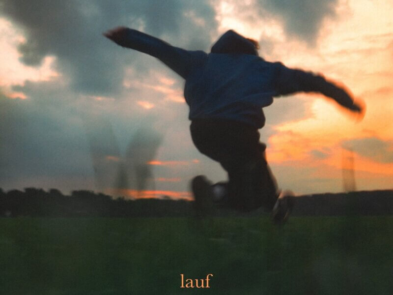 TJARK – „lauf“ (Single + offizielles Visualizer Video)