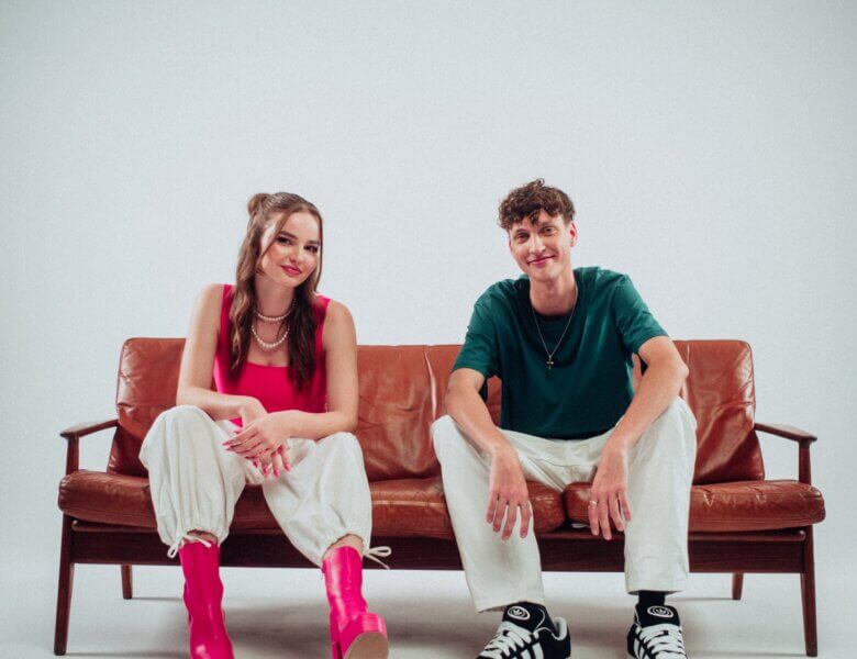 Julia Meladin x Basti Stein – „Bad Times & Sad Vibes“ (Single + offizielles Video)