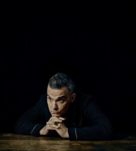 Robbie Williams - Pressebild (Foto Credits (c): Julian Broad)