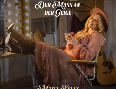 Maite Kelly – „Der Mann An Der Geige“ (Single + Audio Video)